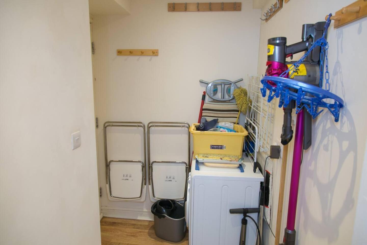 Pass The Keys Hafan Stylish 2 Bedroom Sea View Apartment Pwllheli Bagian luar foto